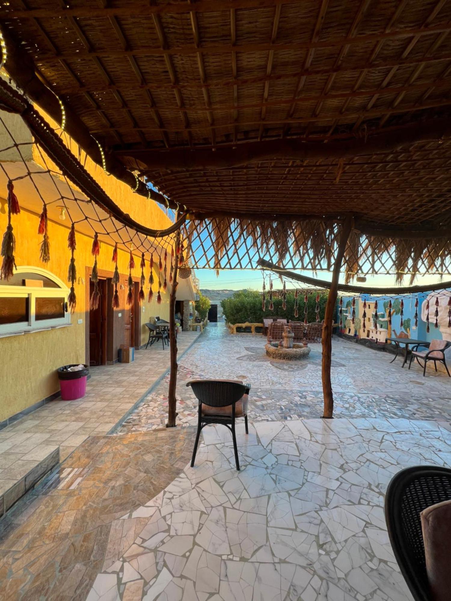 Oasis Camp Hotel Bawiti Exterior photo